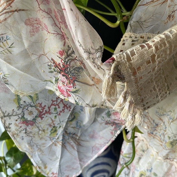 Dress - Picture 2 of 5